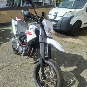 Yamaha XT660X Supermoto — photo 2