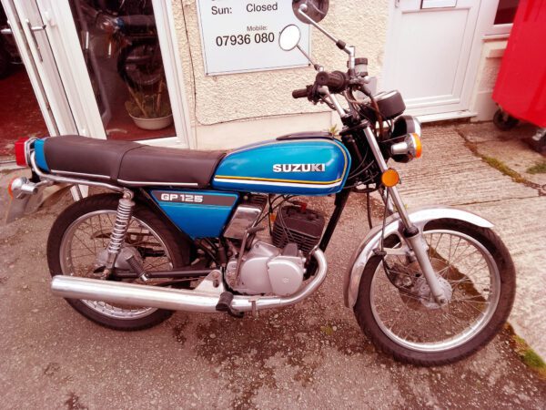 Suzuki GP125 Restoration Project